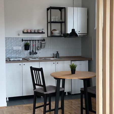 Apartmani ซอมโบร์ ภายนอก รูปภาพ